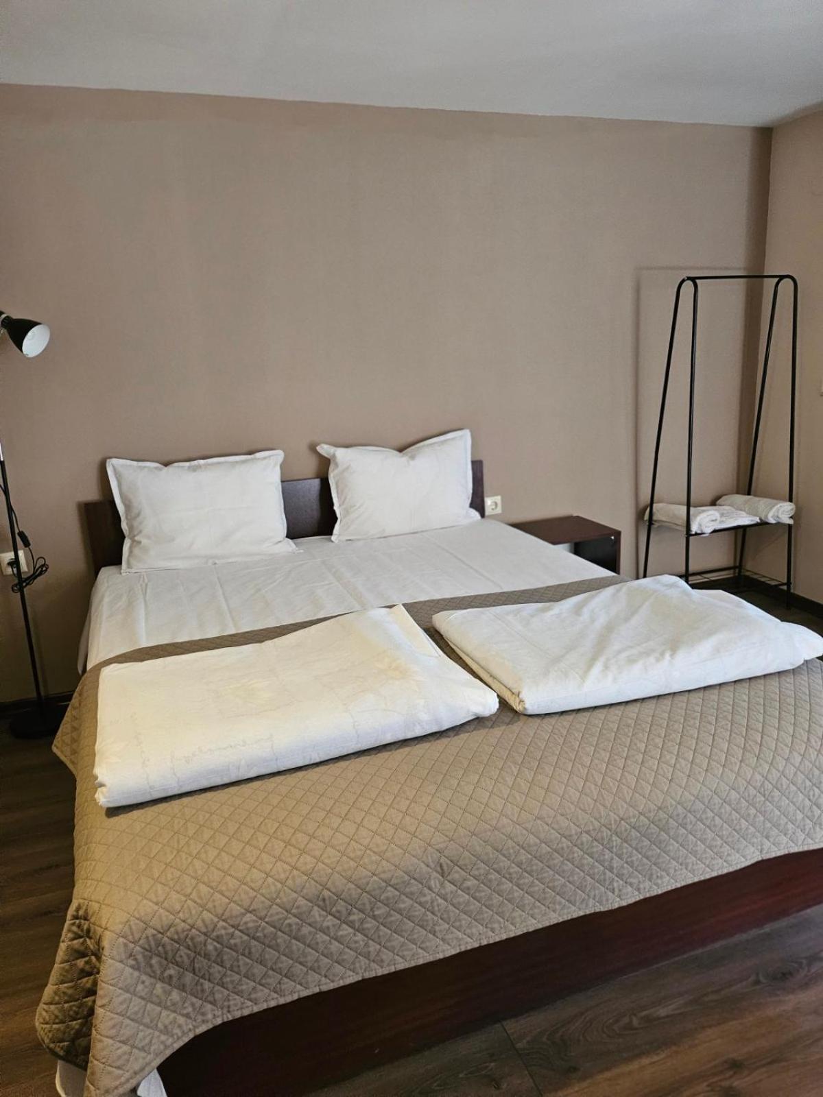 Orehite-Family Hotel ,Food & Pool Bozsicsen Kültér fotó