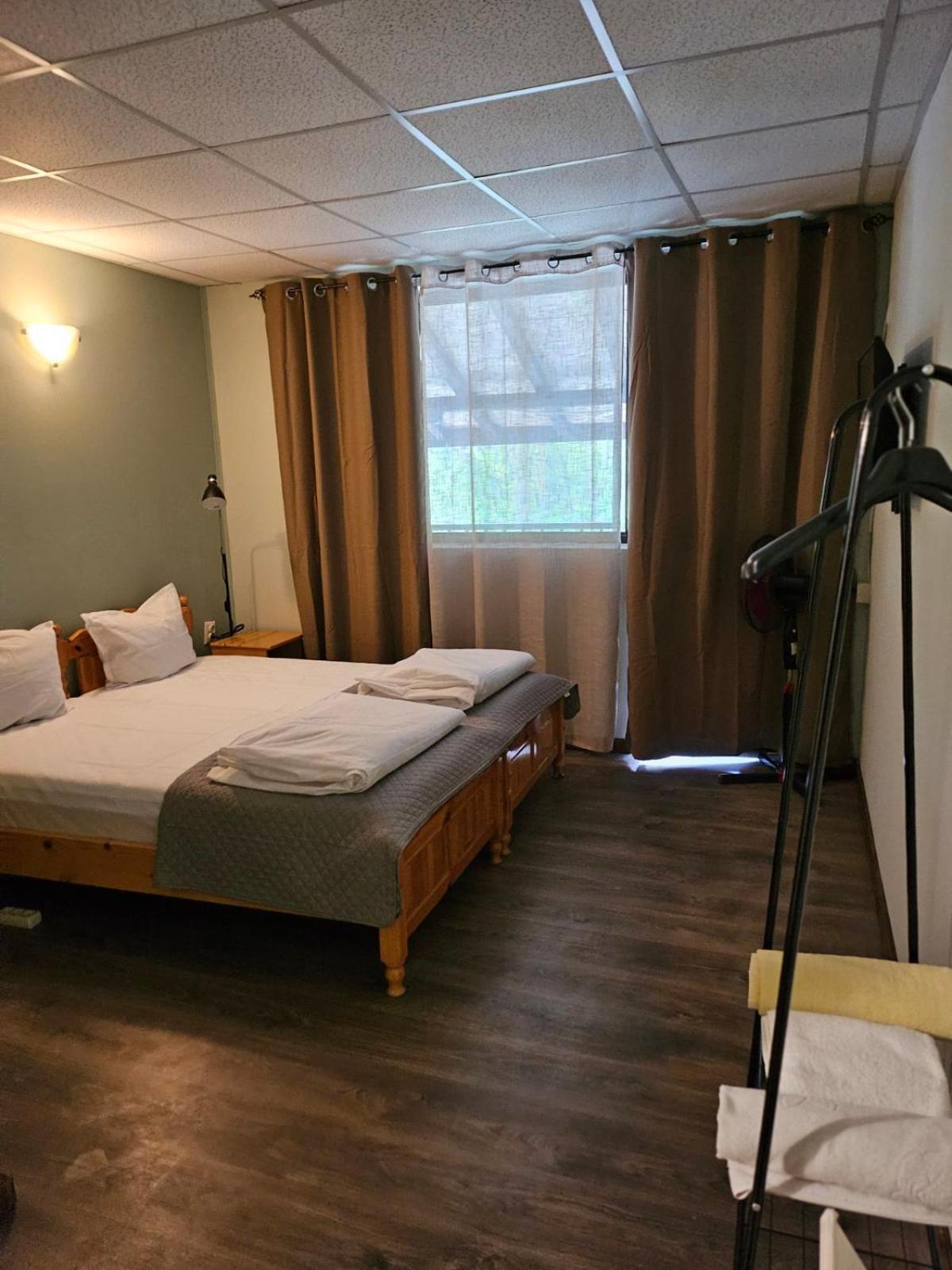 Orehite-Family Hotel ,Food & Pool Bozsicsen Kültér fotó