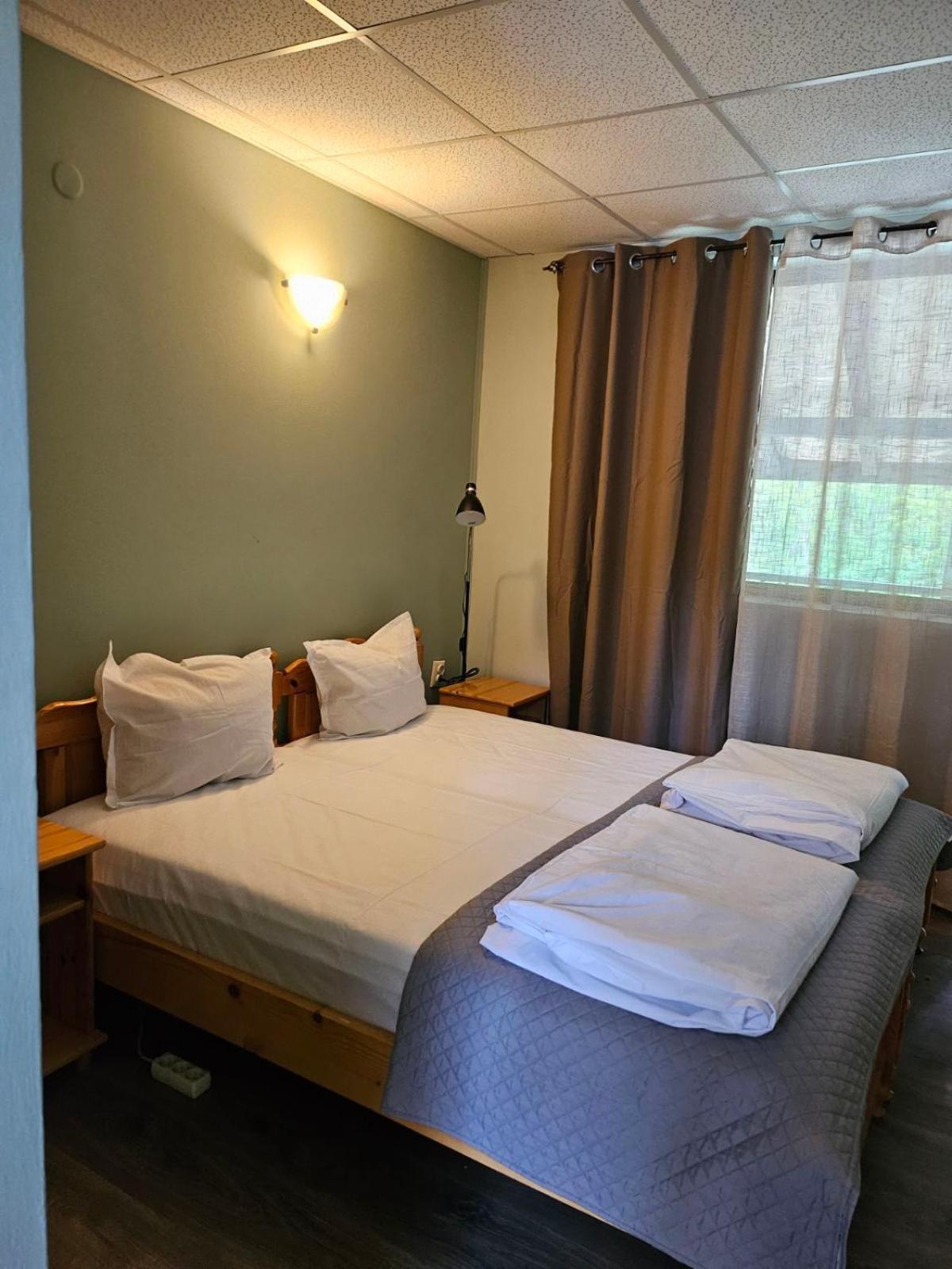Orehite-Family Hotel ,Food & Pool Bozsicsen Kültér fotó