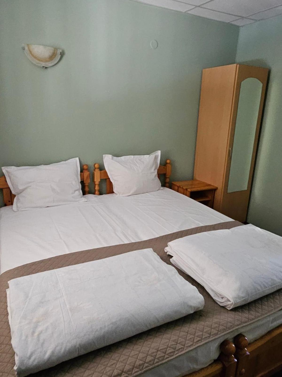 Orehite-Family Hotel ,Food & Pool Bozsicsen Kültér fotó