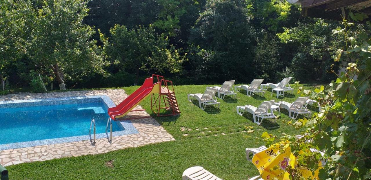 Orehite-Family Hotel ,Food & Pool Bozsicsen Kültér fotó